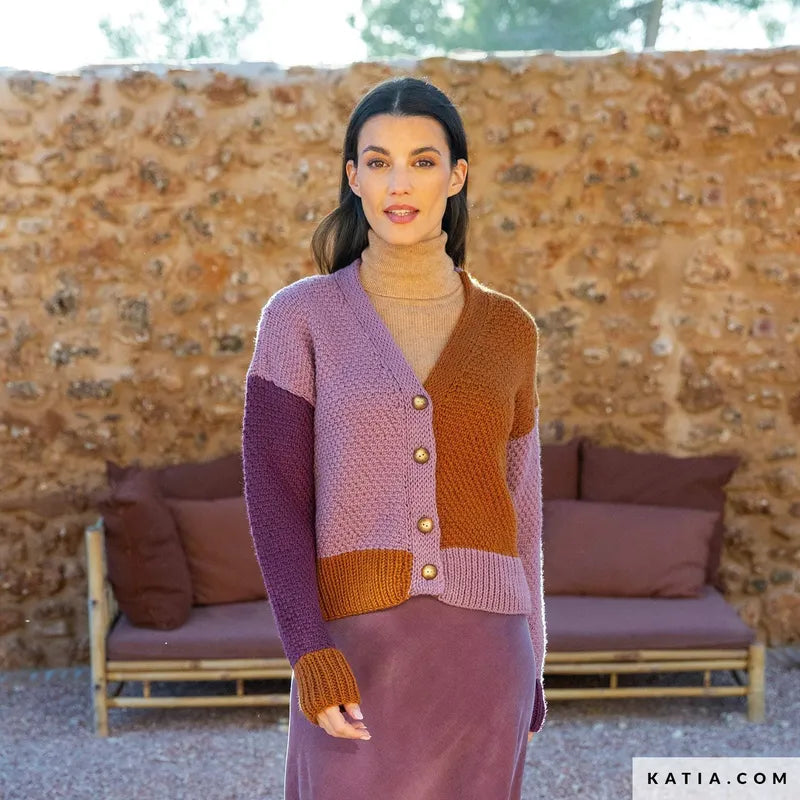 REVISTA KATIA THE ESSENTIALS Nº 1