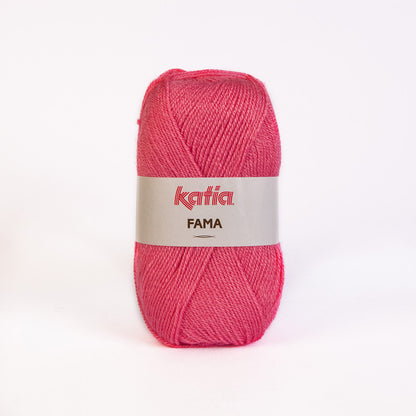 Ovillo de lana 100% acrílico de la marca Katia. El modelo es Fama en el color 595