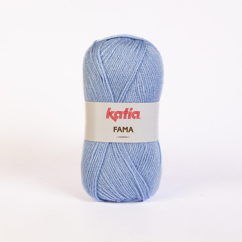 Ovillo de lana 100% acrílico de la marca Katia. El modelo es Fama en el color 609