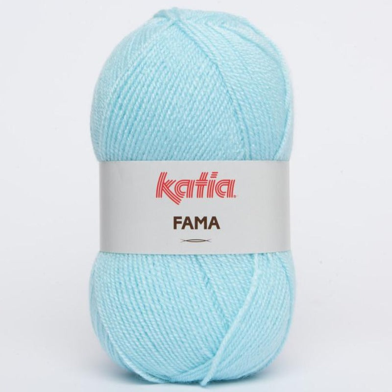 Ovillo de lana 100% acrílico de la marca Katia. El modelo es Fama en el color 857