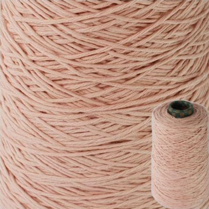 Cono de algodón 100% de la marca Hilaturas LM en el color 021