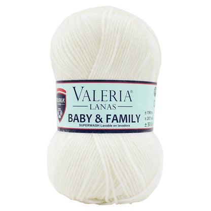 Ovillo de 60% lana  40% acrílico de la marca Valeria di Roma. El modelo es Baby&Family en el color 003