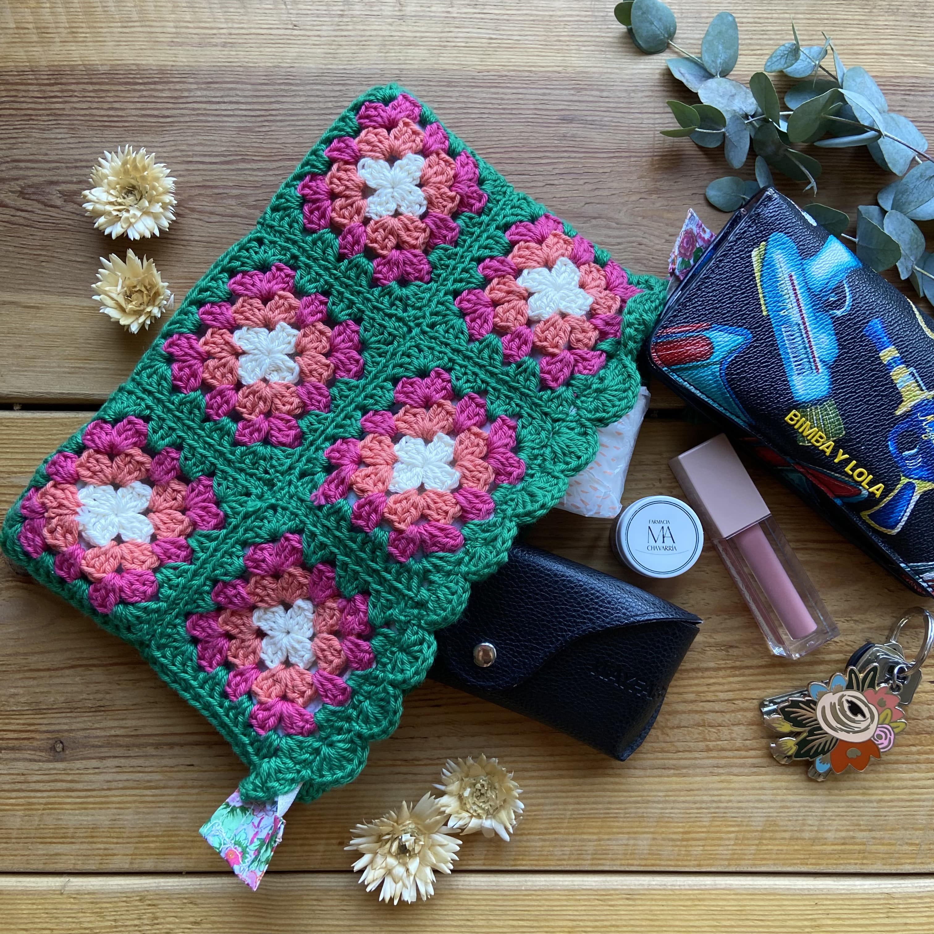 Todo lo necesario para tejer tu bolso (kits, asas, lanas y más)