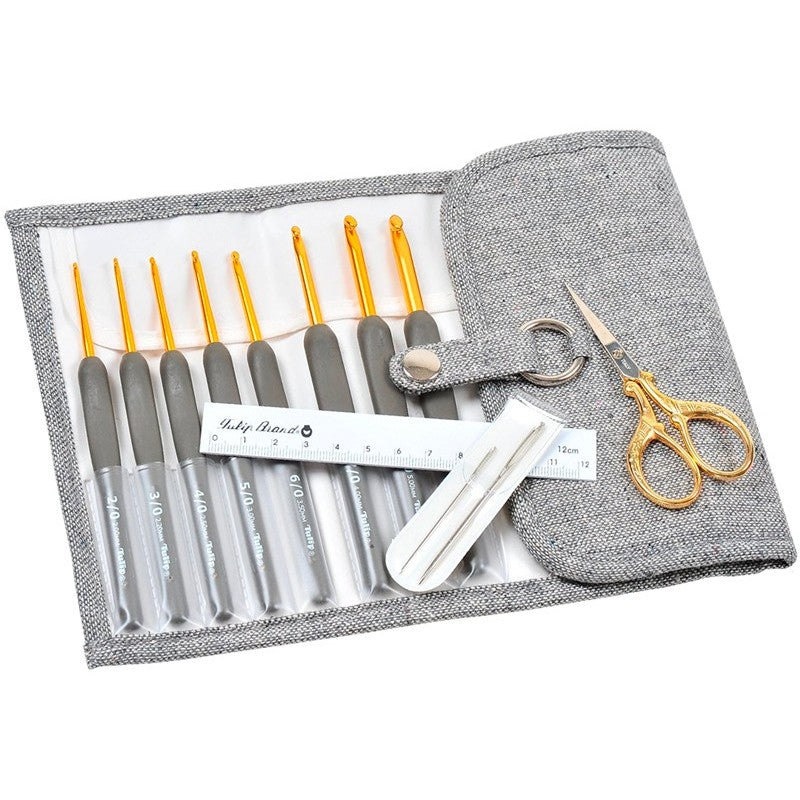 EL ESTUCHE DE GANCHILLOS GOLD DE TULIP - EL KIT CON LOS 8 GANCHILLOS MEJOR CLASIFICADOS POR LAS TEJEDORAS MÁS EXPERIMENTADAS 10/10