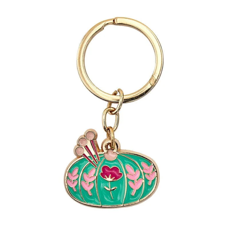 LLAVEROS CON DISEÑOS DE LANA, COSTURA Y PATCHWORK