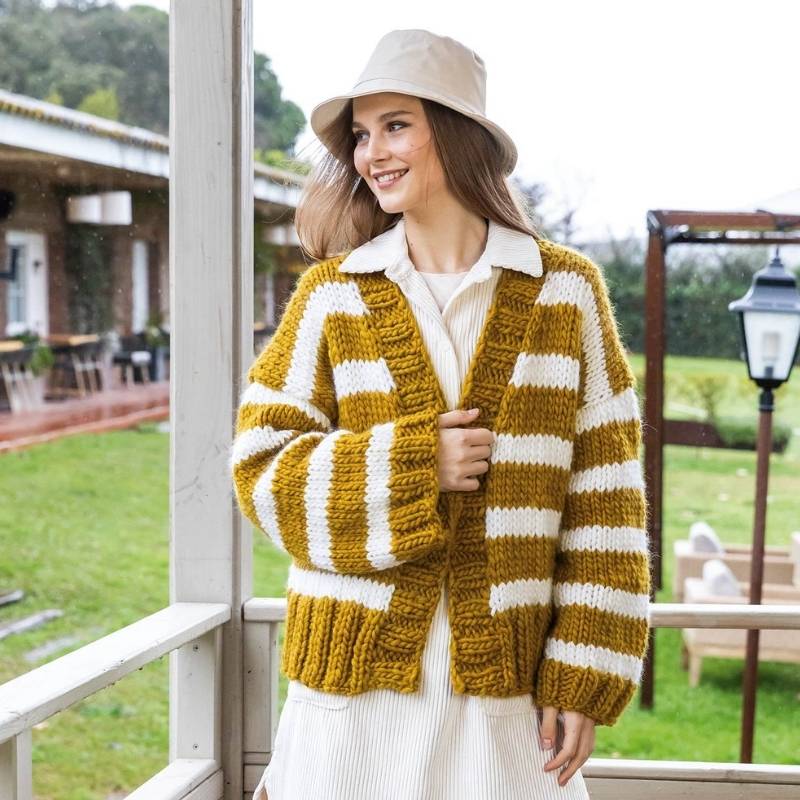 REVISTA KATIA THE ESSENTIALS Nº 2