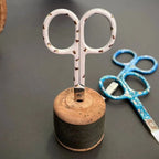 Tijeras de bordado con diseño