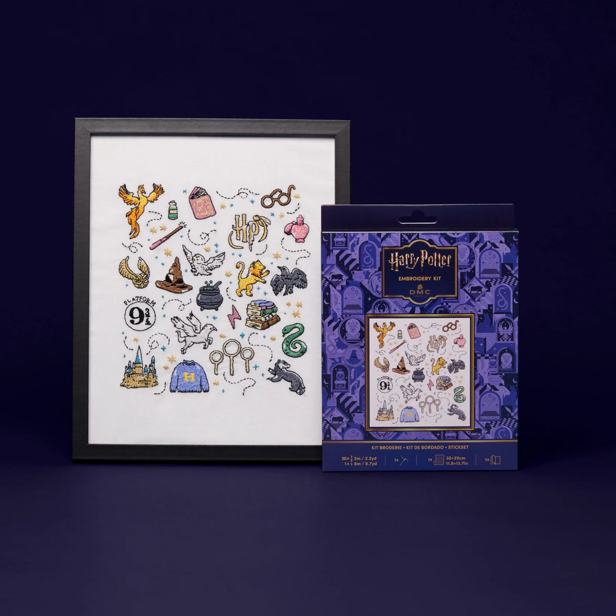 Kit DMC Harry Potter de bordado con diseño de símbolos mágicos y muestra de la labor terminada