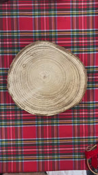 El reel de presentación que compartimos en redes para enseñaros los bastidores navideños bordados a mano.