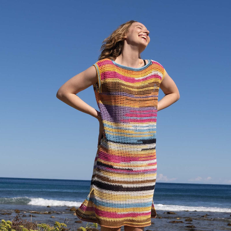 VESTIDO TEJIDO A GANCHILLO - PATRON INCLUIDO EN LA REVISTA CROCHET Nº 121 de KATIA