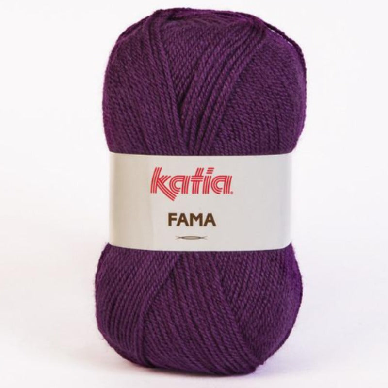 Ovillo de lana 100% acrílico de la marca Katia. El modelo es Fama en el color 614