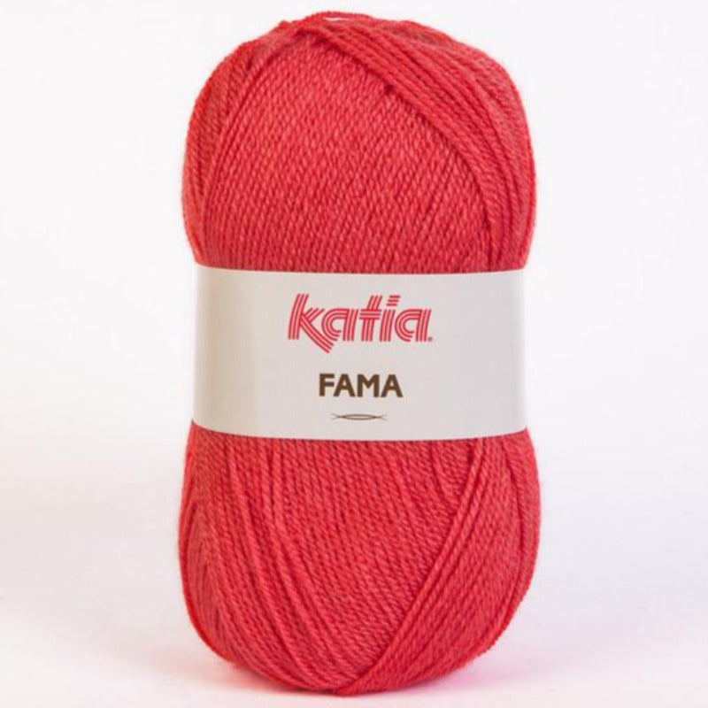 Ovillo de lana 100% acrílico de la marca Katia. El modelo es Fama en el color 841