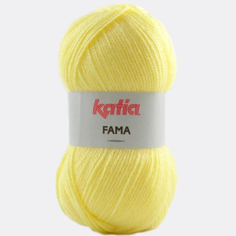 Ovillo de lana 100% acrílico de la marca Katia. El modelo es Fama en el color 855