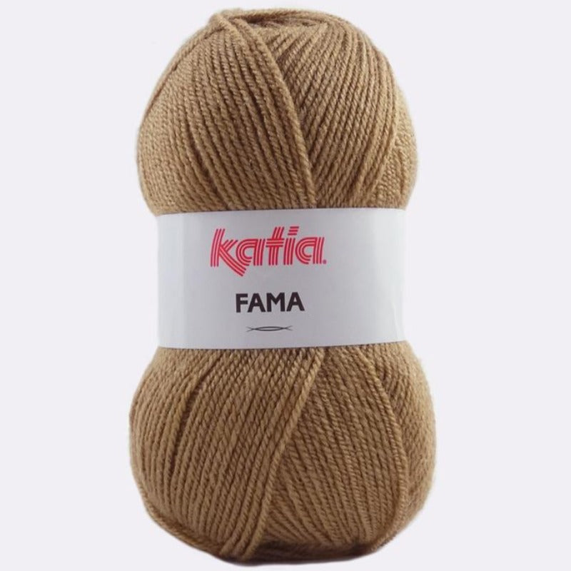 Ovillo de lana 100% acrílico de la marca Katia. El modelo es Fama en el color 856
