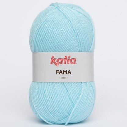 Ovillo de lana 100% acrílico de la marca Katia. El modelo es Fama en el color 857