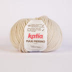 Ovillo de lana 55% merino 45% acrílico de la marca Katia. El modelo es Maxi Merino en el color 011