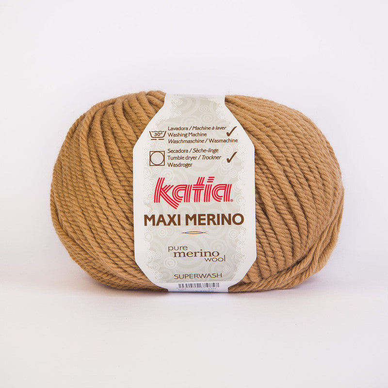 Ovillo de lana 55% merino 45% acrílico de la marca Katia. El modelo es Maxi Merino en el color 035