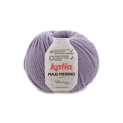 Ovillo de lana 55% merino 45% acrílico de la marca Katia. El modelo es Maxi Merino en el color 060