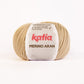 Ovillo de lana 52% merino 48% acrílico de la marca Katia. El modelo es Merino Aran en el color 010