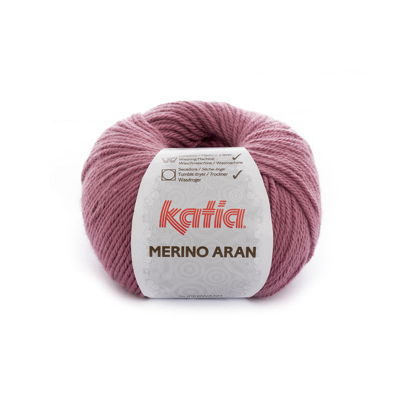 Ovillo de lana 52% merino 48% acrílico de la marca Katia. El modelo es Merino Aran en el color 054