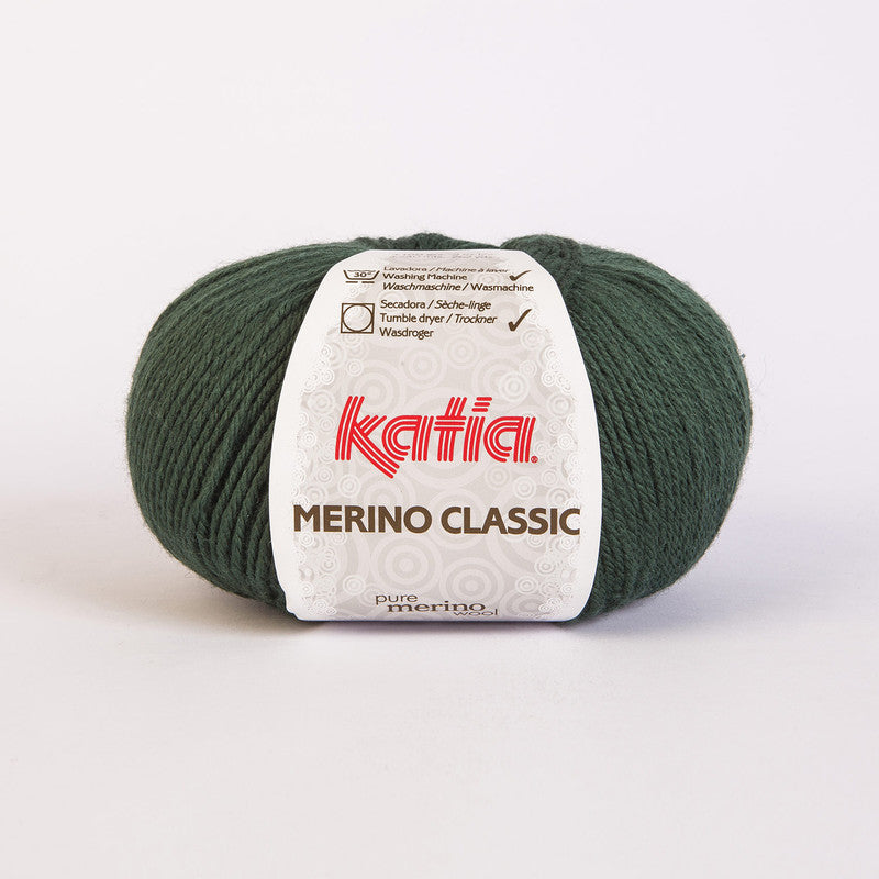 Ovillo de lana 55% merino 45% acrílico de la marca Katia. El modelo es Merino Classic en el color 015