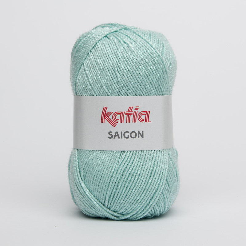 Ovillo de algodón 100% acrílico de la marca Katia. El modelo es Saigon en el color 014