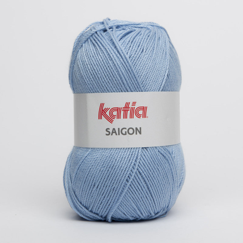 Ovillo de algodón 100% acrílico de la marca Katia. El modelo es Saigon en el color 015