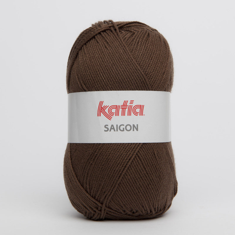 Ovillo de algodón 100% acrílico de la marca Katia. El modelo es Saigon en el color 017