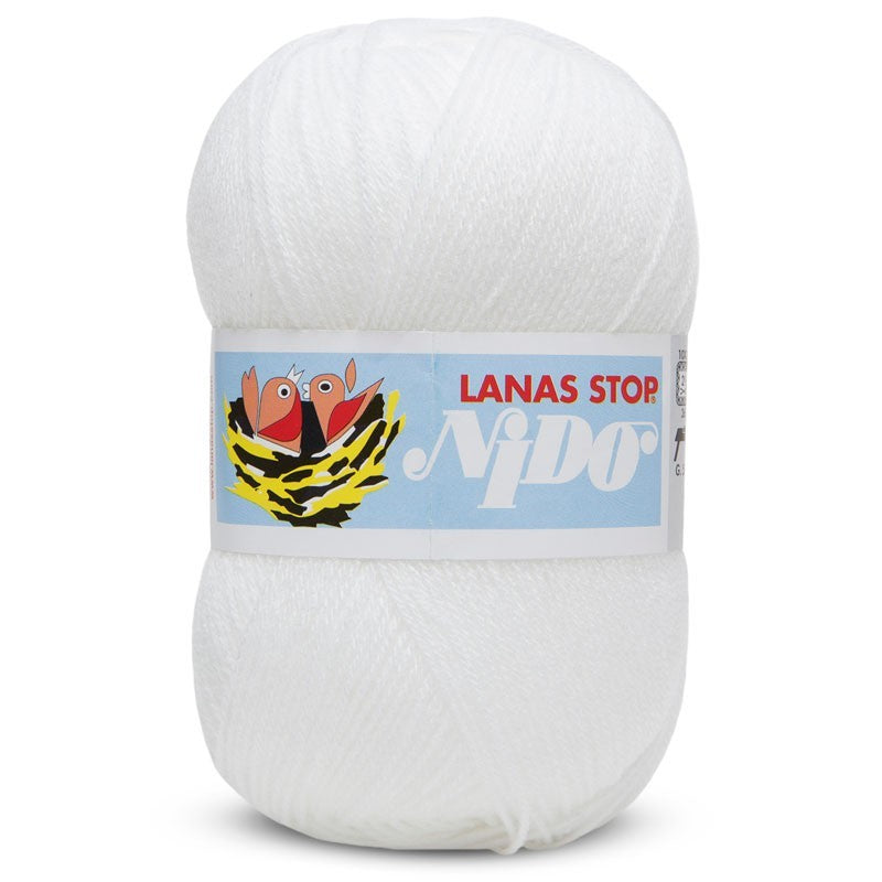 Ovillo de lana 100% acrílica de la marca Lanas Stop. El modelo es Nido en el color 0