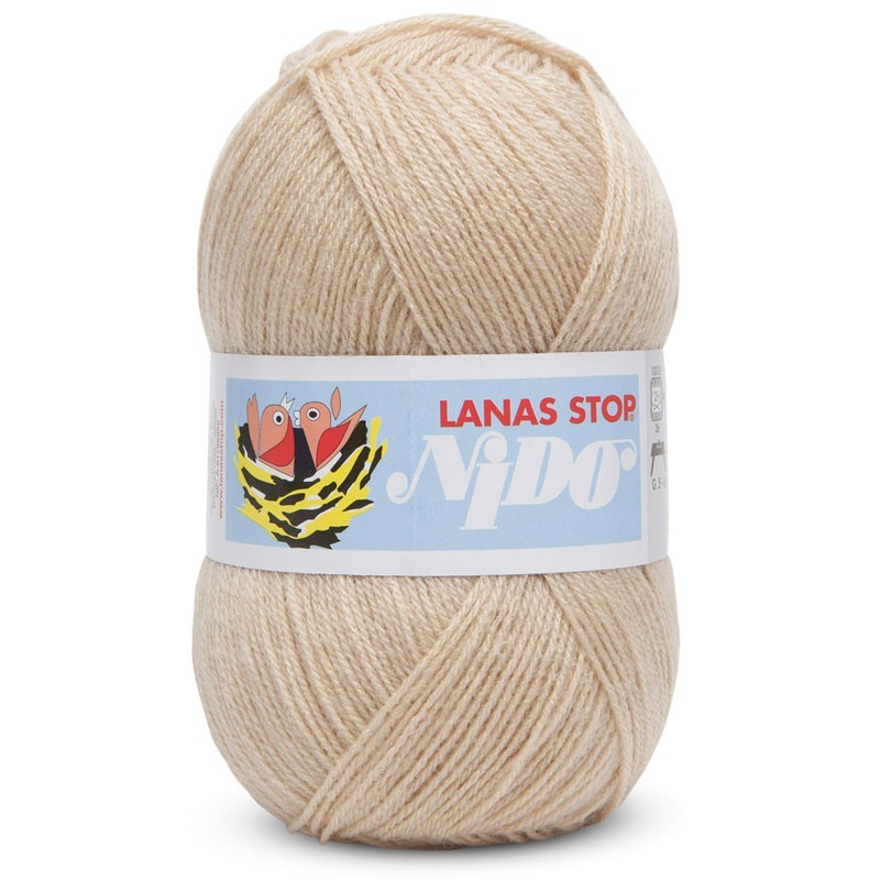 Ovillo de lana 100% acrílica de la marca Lanas Stop. El modelo es Nido en el color 711