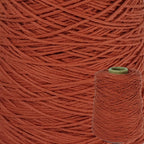 Cono de algodón 100% de la marca Hilaturas LM en el color 033