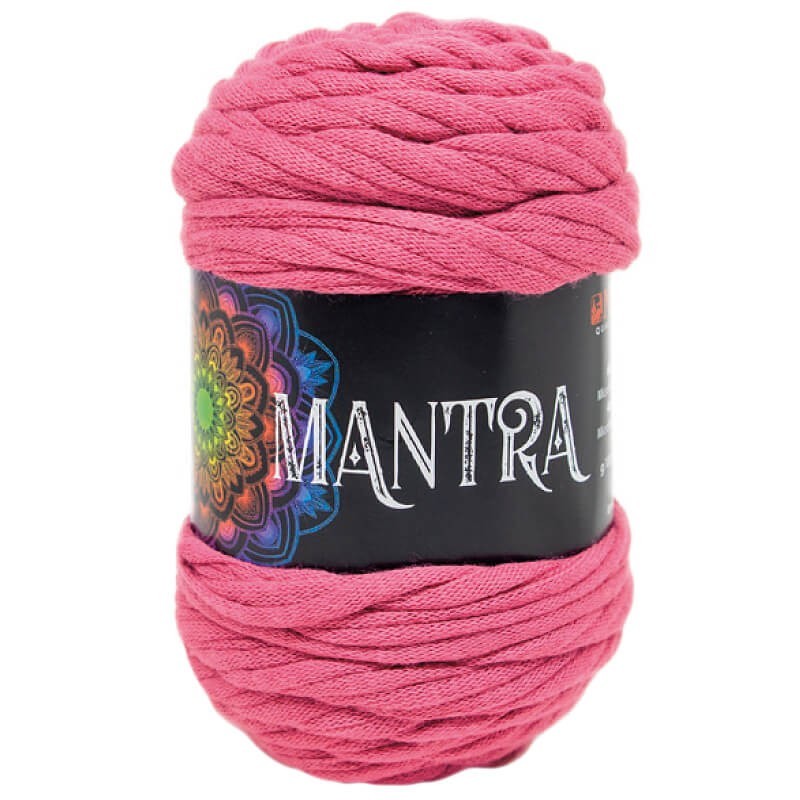Ovillo de trapillo 60% Poliamidade, 40% la marca Mondial. El modelo es Mantra en el color 566