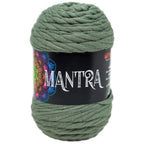 Ovillo de trapillo 60% Poliamidade, 40% la marca Mondial. El modelo es Mantra en el color 575