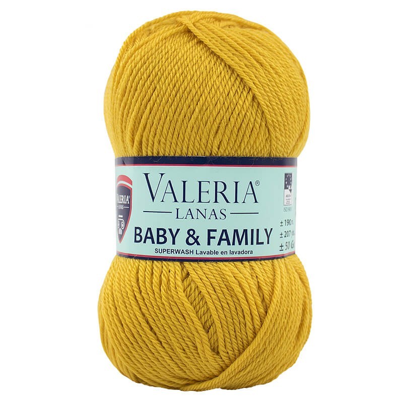 Ovillo de 60% lana  40% acrílico de la marca Valeria di Roma. El modelo es Baby&Family en el color 015