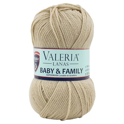 Ovillo de 60% lana  40% acrílico de la marca Valeria di Roma. El modelo es Baby&Family en el color 182