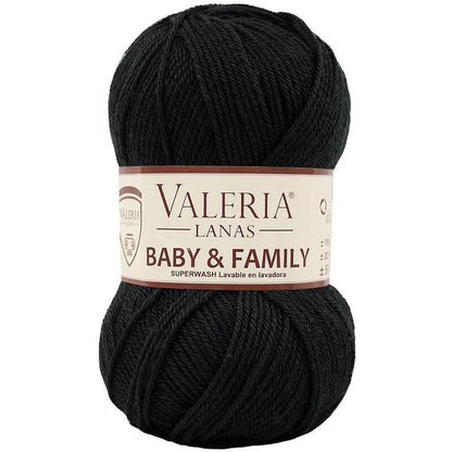 Ovillo de 60% lana  40% acrílico de la marca Valeria di Roma. El modelo es Baby&Family en el color 999