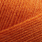 Ovillo de100% Acrílico de la marca Valeria di Roma. El modelo es Delfos en el color 009