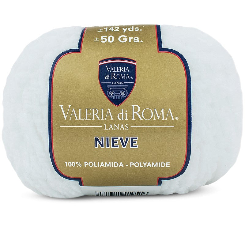 Ovillo de 100% poliamida  de la marca Valeria di Roma. El modelo es Nieve en el color 0