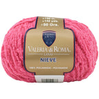 Ovillo de 100% poliamida  de la marca Valeria di Roma. El modelo es Nieve en el color 129